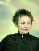 Transitory Life: Laurie Anderson. Rez.: Eva Riebler